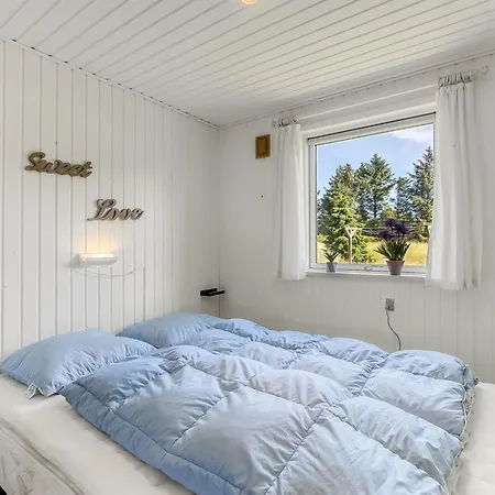 Holiday home Tholf - 100m To The Fjord By Interhome